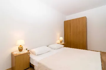 One-Bedroom Apartment in Dubrovnik with Sea View Terrace