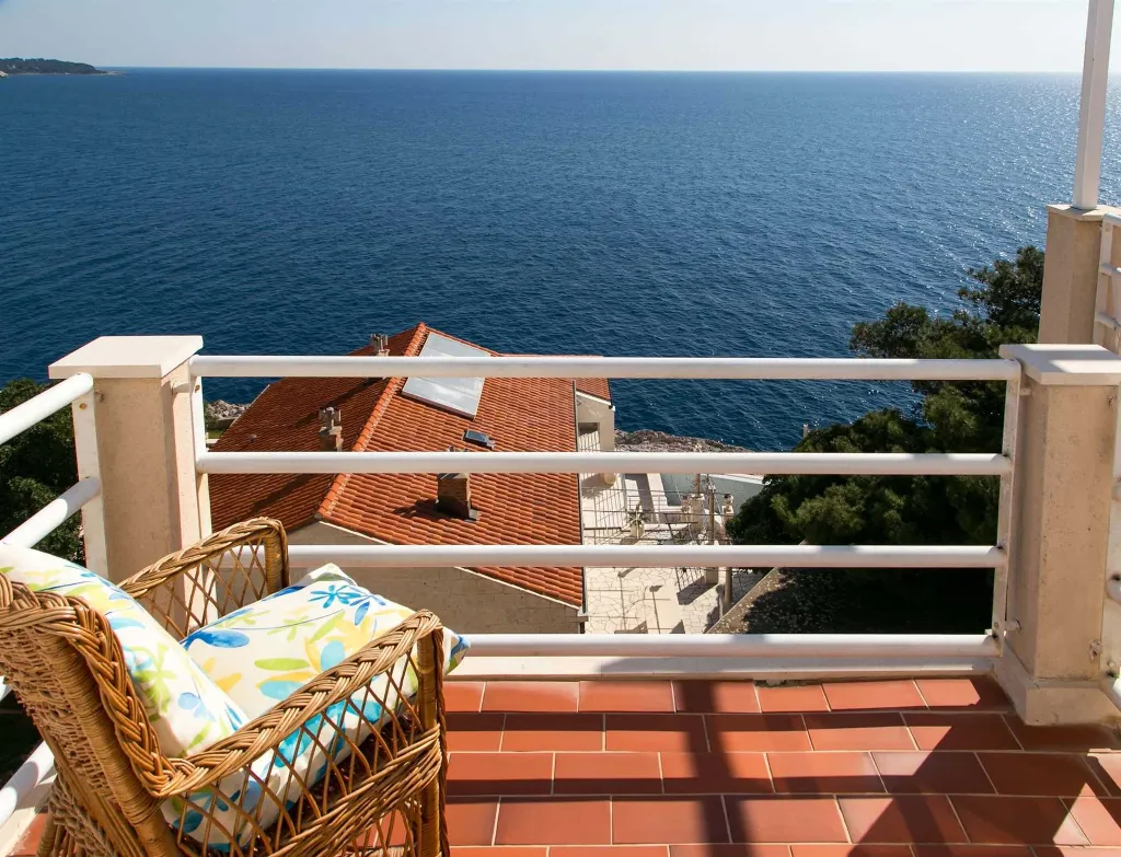 One-Bedroom Apartment Dubrovnik with Balcony Sea View