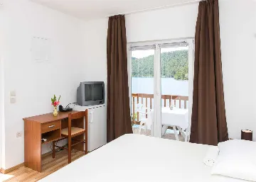 Polače Studio Apartment with Balcony and Sea View