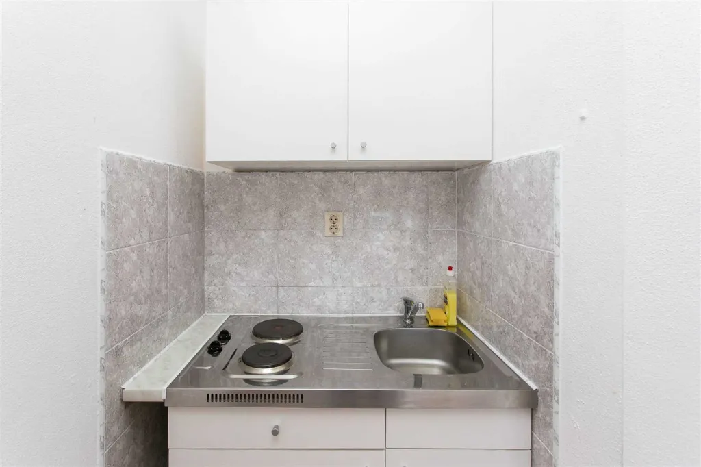 Polače Studio Apartment with Balcony and Sea View