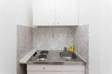 Polače Studio Apartment with Balcony and Sea View