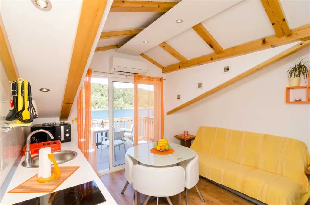 Apartment in Mljet with Balcony and Sea View