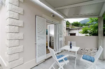 Ground-Floor Studio Apartment in Mljet for 2