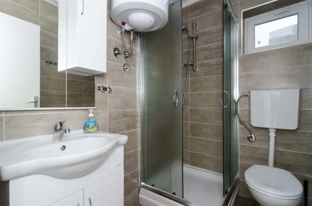Ground-Floor Studio Apartment in Mljet for 2