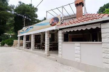 Ground-Floor Studio Apartment in Mljet for 2