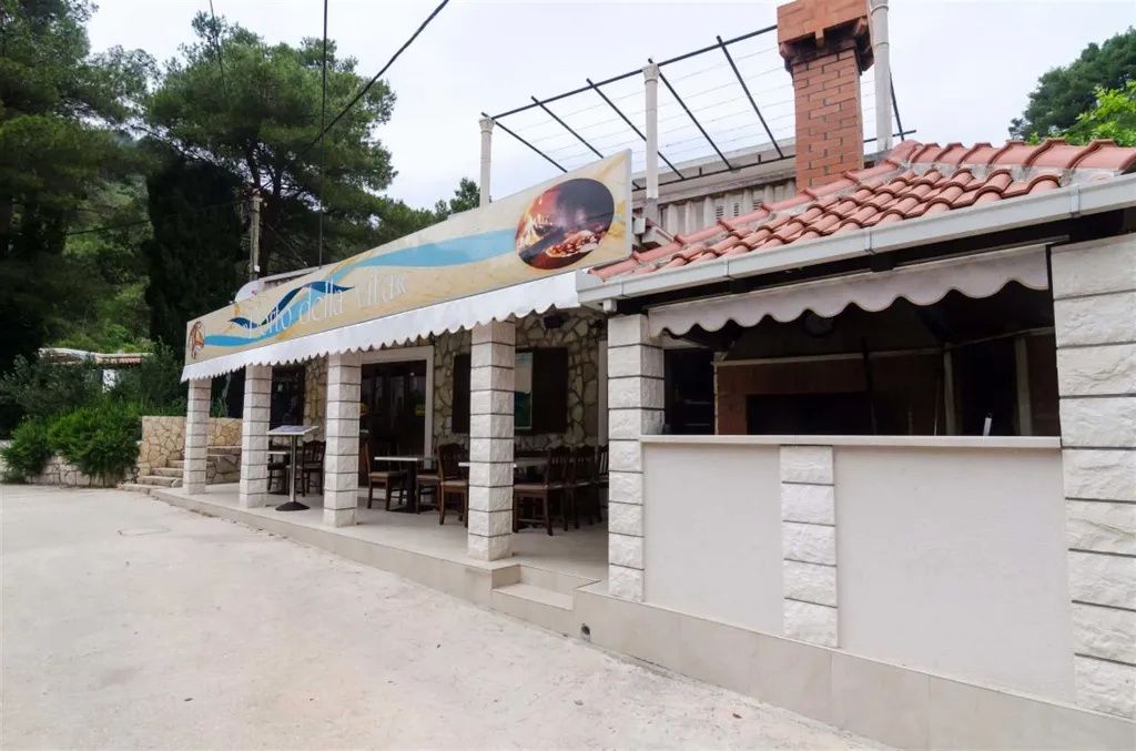 Ground-Floor Studio Apartment in Mljet for 2