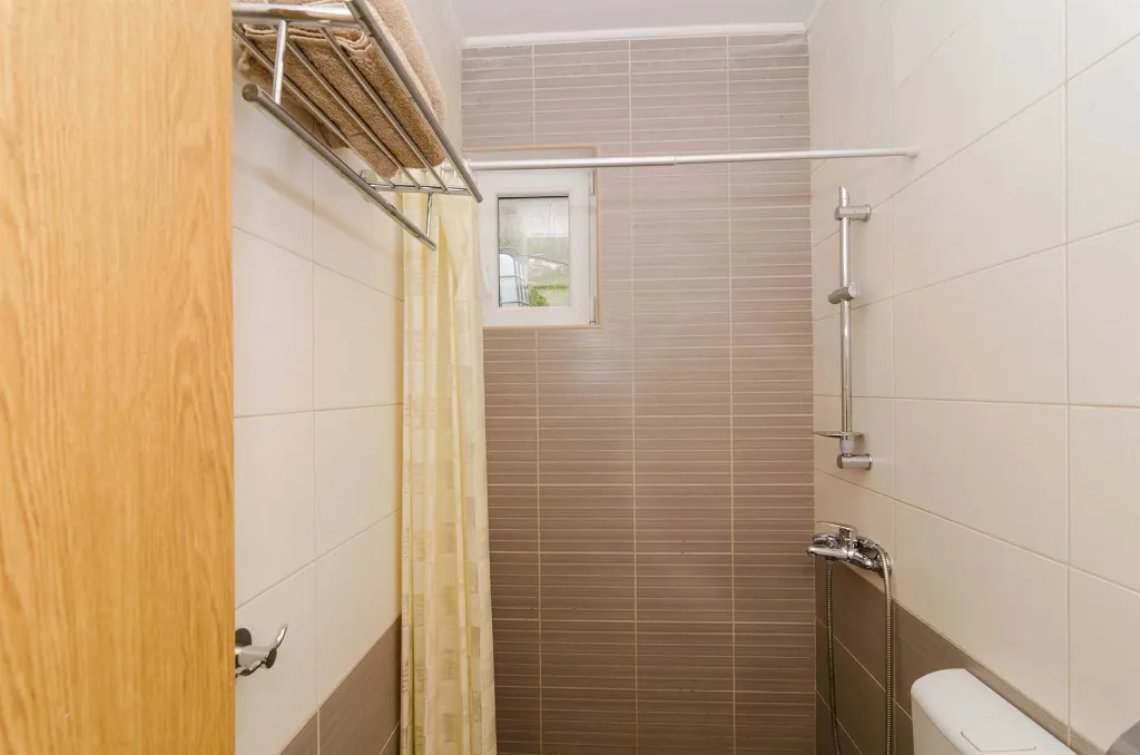 Ground-Floor Studio for 2 in Mljet, Okuklje