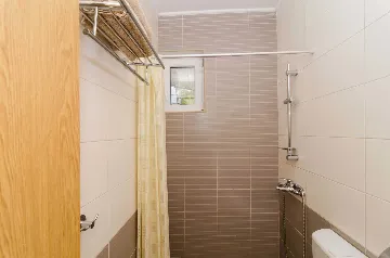 Ground-Floor Studio for 2 in Mljet, Okuklje