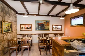 Ground-Floor Studio for 2 in Mljet, Okuklje