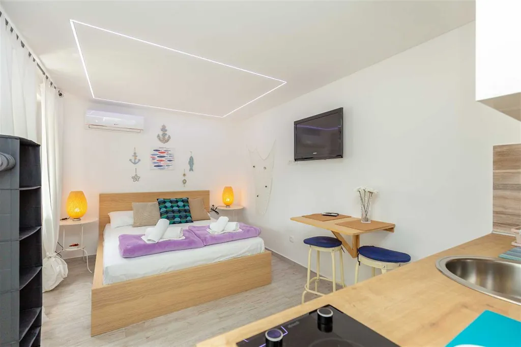 Dubrovnik Studio for 2 with Terrace & Spa Jacuzzi