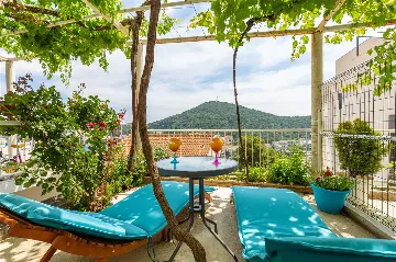 Dubrovnik Studio for 2 with Terrace & Spa Jacuzzi