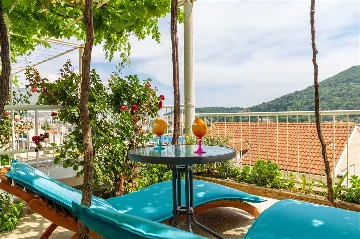 Dubrovnik Studio for 2 with Terrace & Spa Jacuzzi