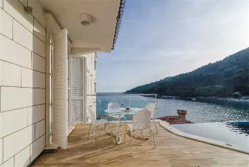 Studio with Sea and Pool View in Mljet