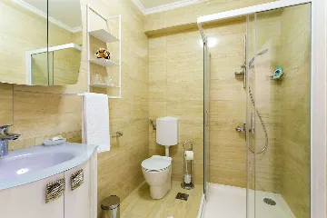 One-Bedroom Apartment in Mljet with Sea View