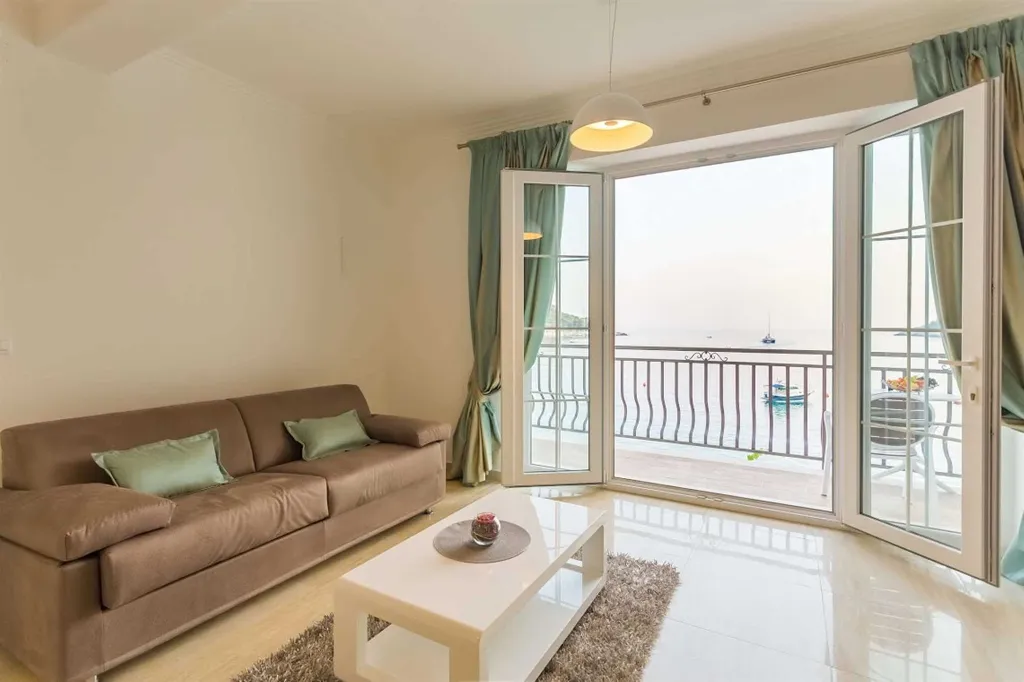 One-Bedroom Apartment in Mljet with Sea View