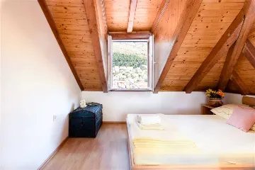 Three-Bedroom Apartment in Dubrovnik