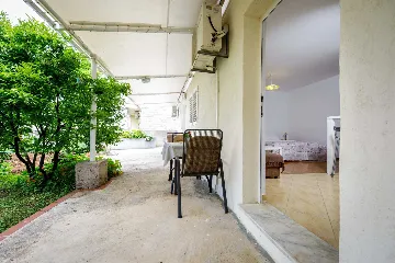 Dubrovnik Studio with Private Garden Terrace