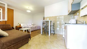 Dubrovnik Studio with Private Garden Terrace