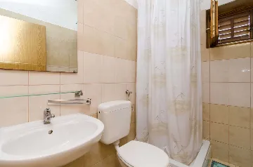 1-Bedroom Apartment with Terrace in Saplunara