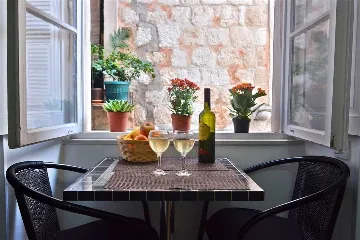 Dubrovnik Studio Apartment for 2 Guests