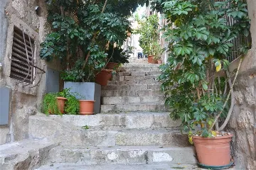 Dubrovnik Studio Apartment for 2 Guests