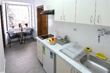 Dubrovnik Studio Apartment for 2 Guests