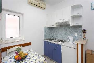 Dubrovnik 2-Bedroom Apartment for Up to 5 Guests