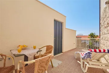 Triple Room with Sea View in Dubrovnik