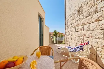 Triple Room with Sea View in Dubrovnik