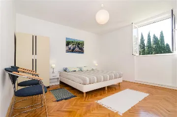 Dubrovnik Apartment with Private Balcony (Sleeps 5)