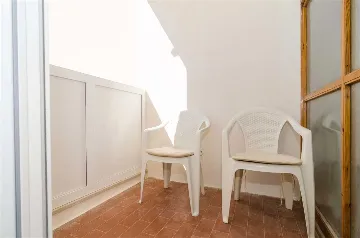 Dubrovnik Apartment with Private Balcony (Sleeps 5)