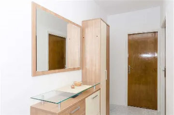 Dubrovnik Apartment with Private Balcony (Sleeps 5)