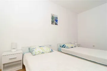 Dubrovnik Apartment with Private Balcony (Sleeps 5)