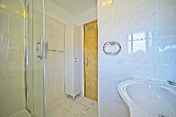 Apartment in Mljet with Balcony and Sea View for 4