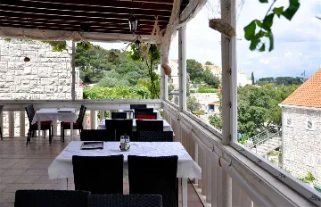 Apartment in Mljet with Balcony and Sea View for 4