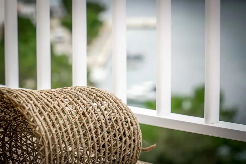Apartment in Mljet with Balcony and Sea View for 4
