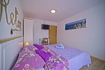 Mljet One-Bedroom Apartment with Sea-View Balcony