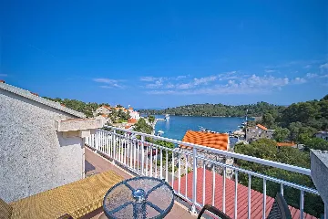 Mljet One-Bedroom Apartment with Sea-View Balcony