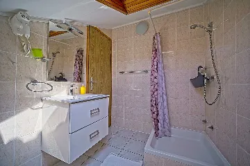 Mljet One-Bedroom Apartment with Sea-View Balcony