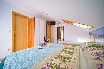 One-Bedroom Apartment with Balcony in Mljet