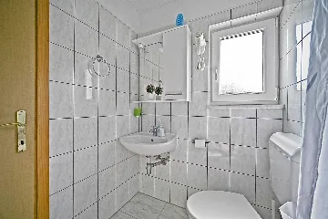 One-Bedroom Apartment with Balcony in Mljet