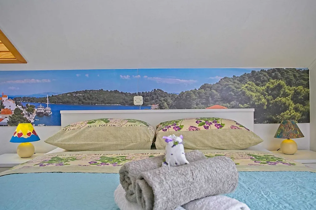 One-Bedroom Apartment with Balcony in Mljet