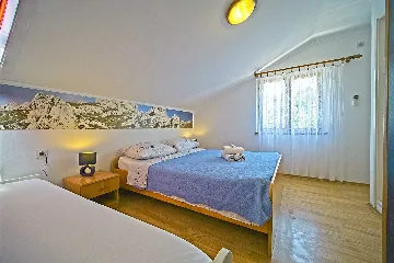 Two-Bedroom Apartment with Terrace in Mljet