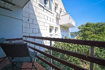 Studio for 2 in Mljet with Forest View
