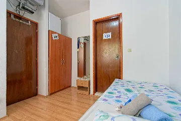 Twin Room in Mljet with Private Bathroom