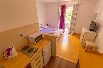 Studio Apartment for 2 in Mljet, Polače