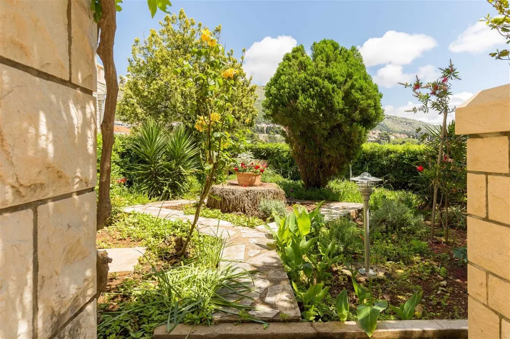 Dubrovnik Studio Apartment for 2 with Sea View