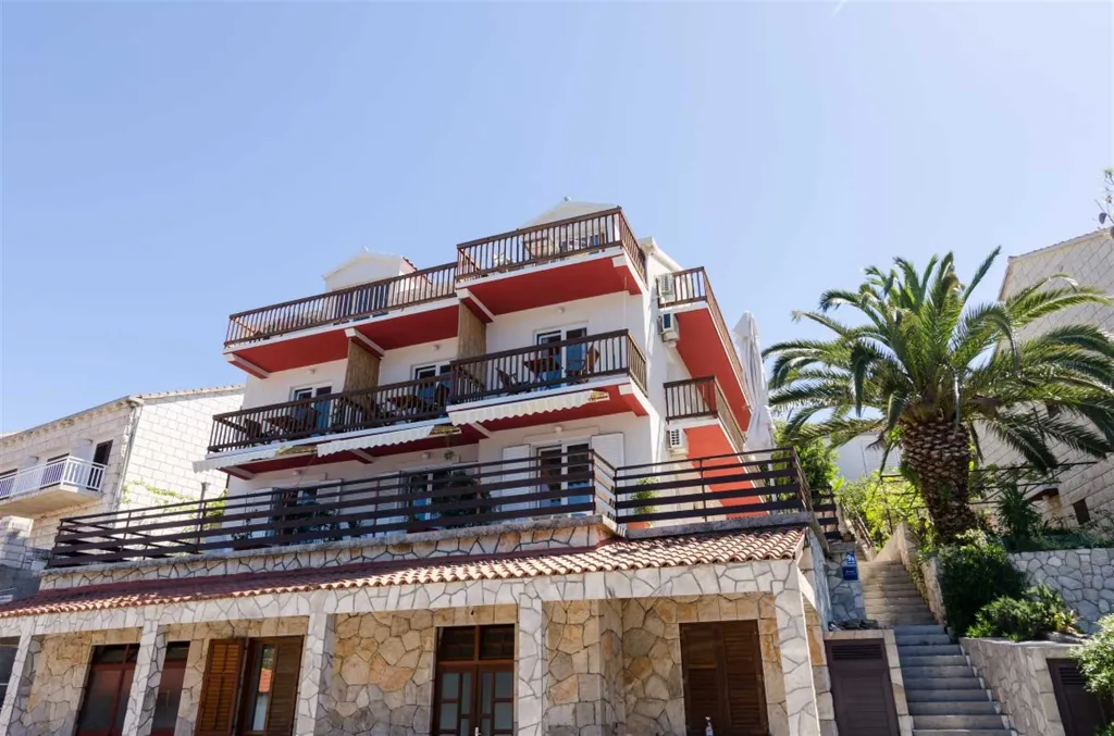 Polače 1-Bedroom Apartment with Balcony and Sea View
