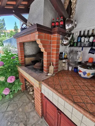 Air-conditioned 1-Bedroom Apartment for 2 in Dubrovnik