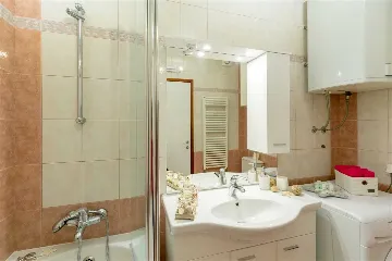 Dubrovnik Two-Bedroom Apartment with Private Terrace